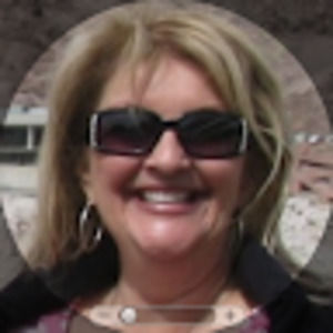 Meet your Posher, Janis